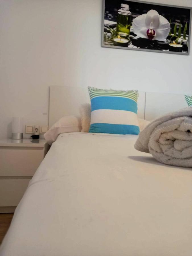 말라가 Atico Con Piscina Y Vistas Al Mar Habitat Litoral 아파트 외부 사진